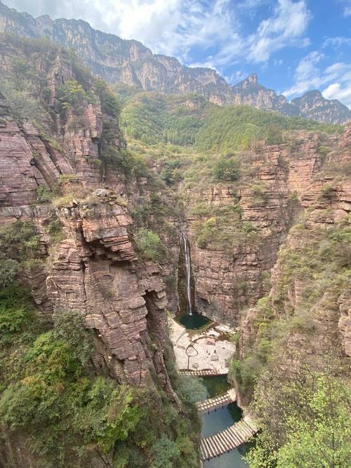 新乡万仙山-新乡市万仙山景区